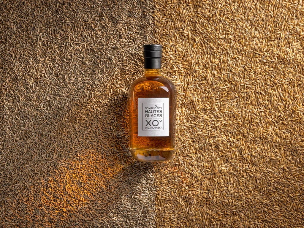 XO° 10 YEARS OF LIVING WHISKEY